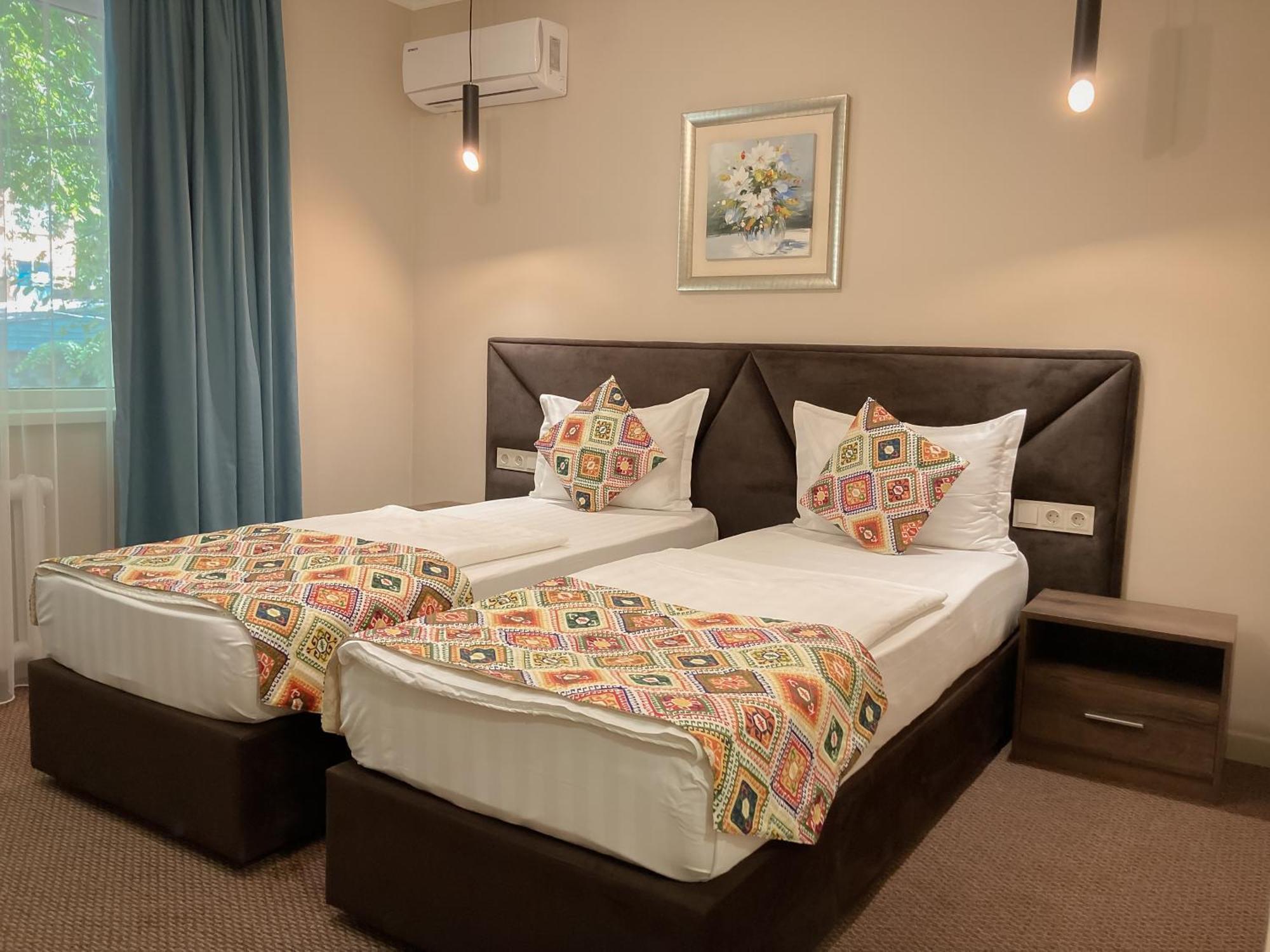 Silk Way Hotel Almaty Luaran gambar
